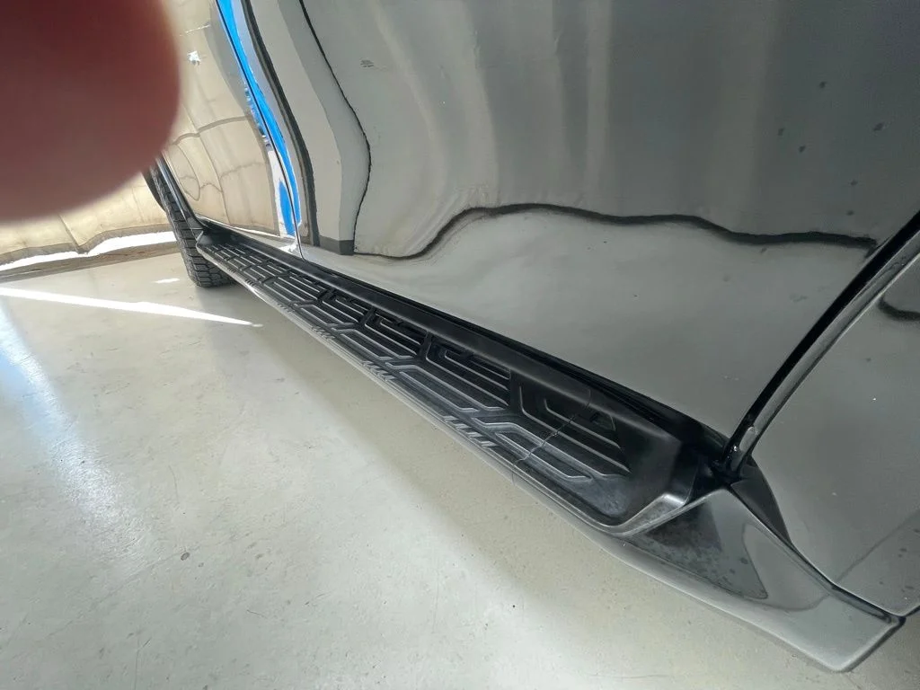 Used 2019 Black INFINITI LUXE image 9