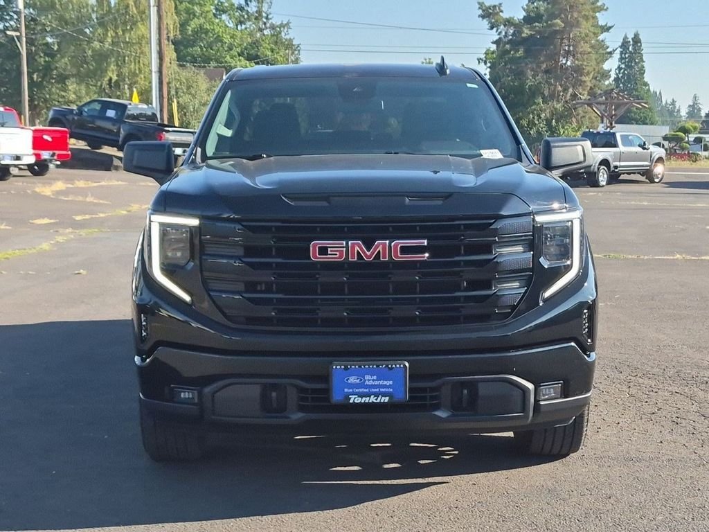 Certified Used 2023 Onyx Black GMC Elevation image 8