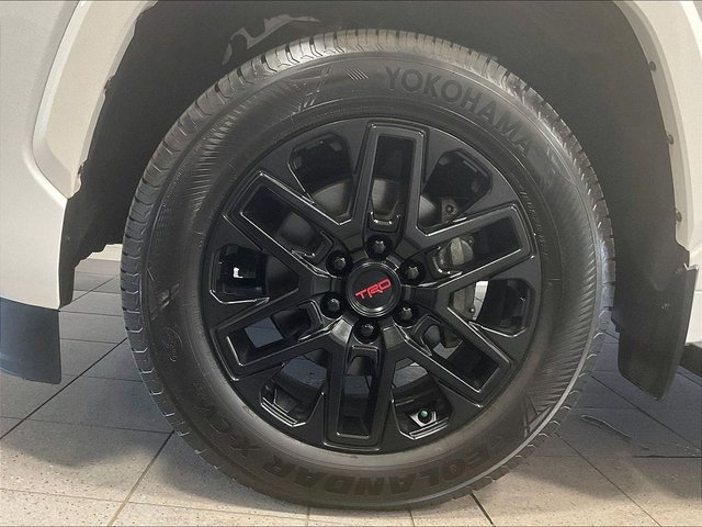2024 Toyota Sequoia SR5
