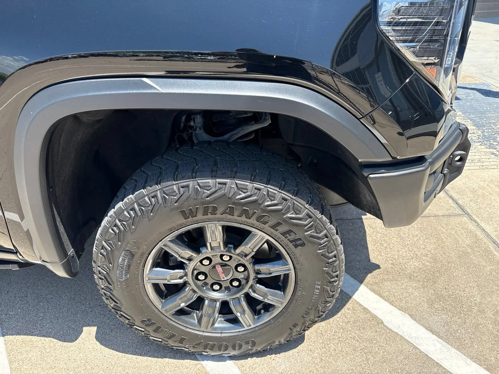 Used 2024 Onyx Black GMC AT4X image 5