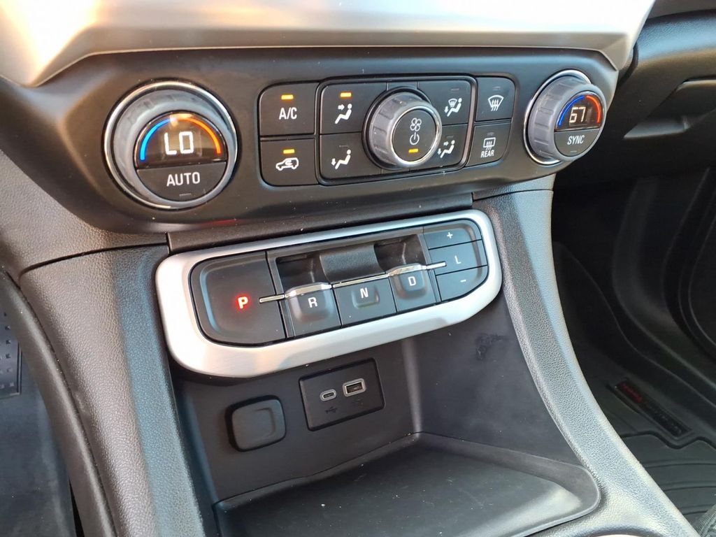 Used 2023 Ebony Twilight Metallic GMC SLE image 9