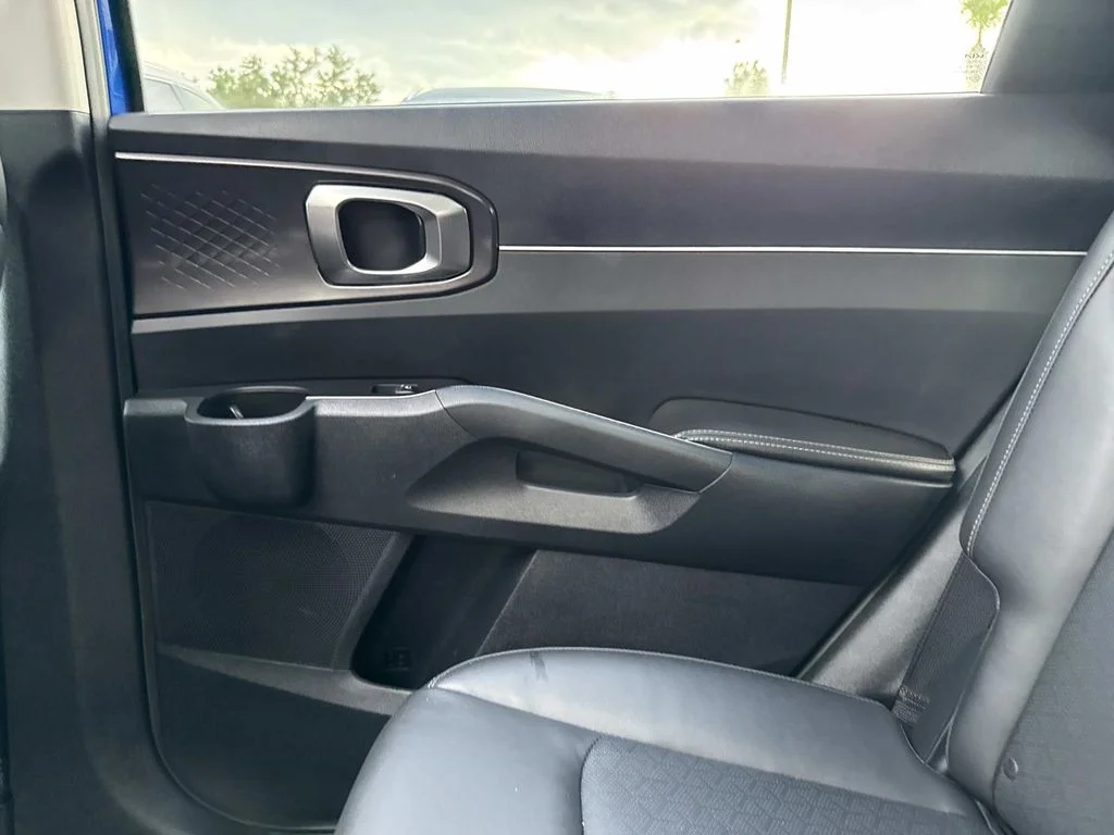 Used 2022 Blue Kia S image 17