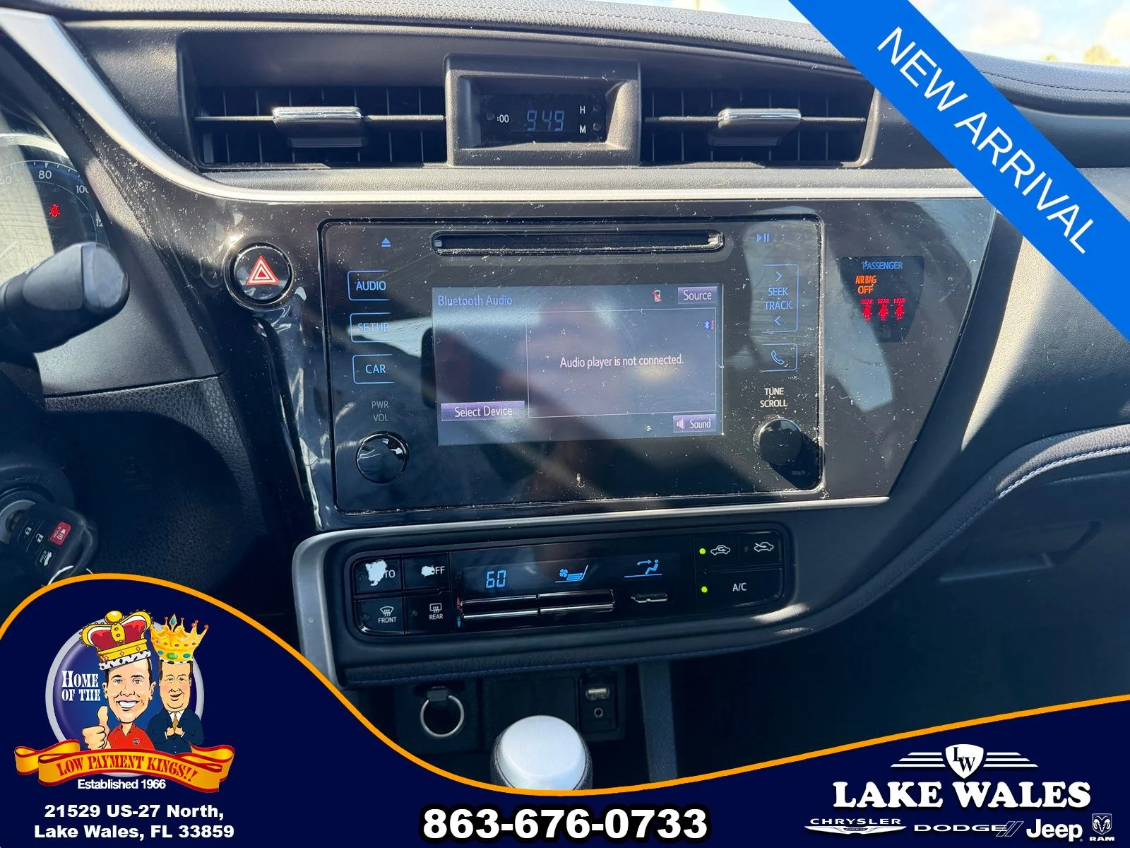 Used 2018 Black Toyota SE image 9