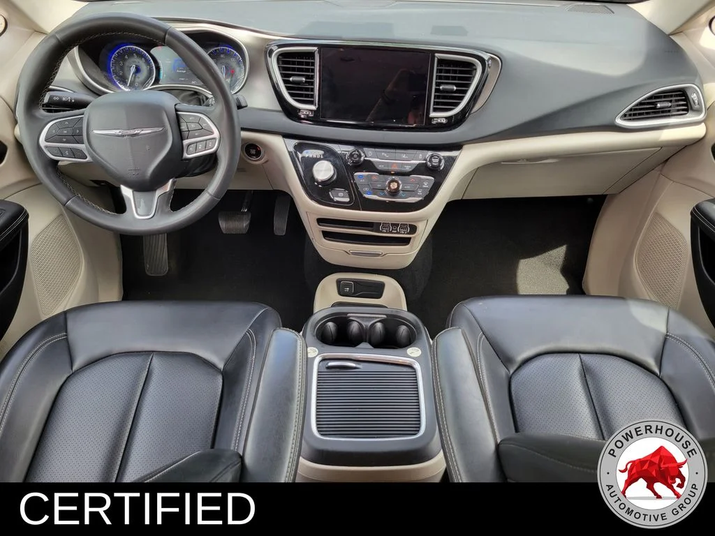 Used 2023 White Chrysler Touring L image 19