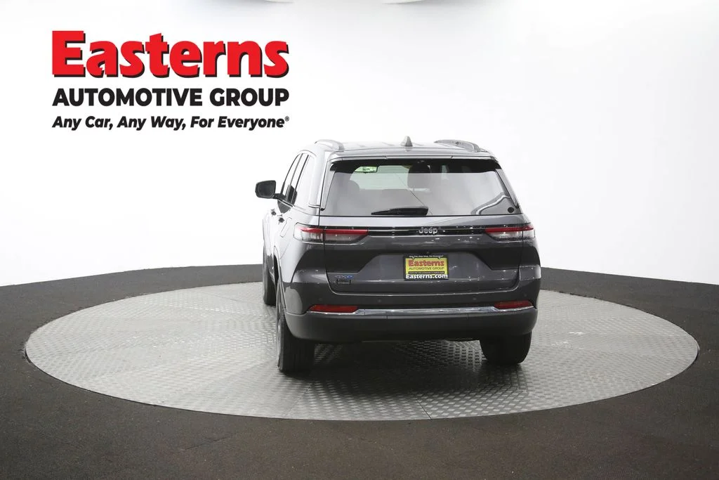 Used 2022 Gray Jeep 4xe image 40