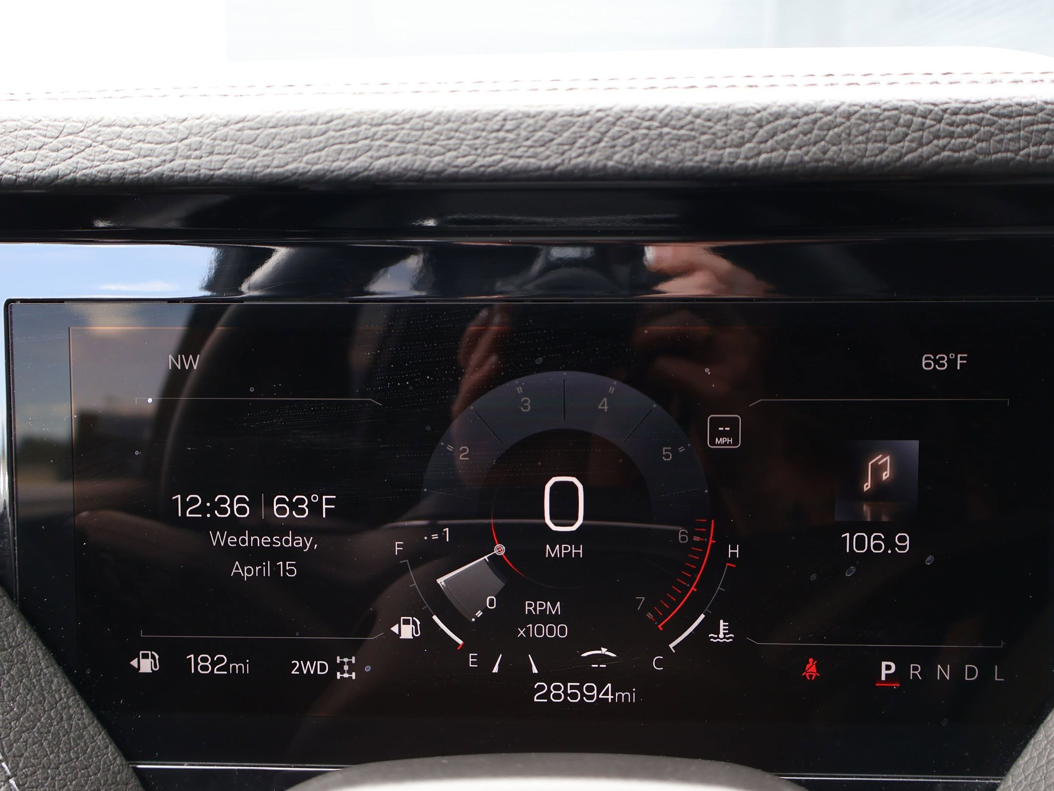 Used 2025 Onyx Black GMC Denali image 14