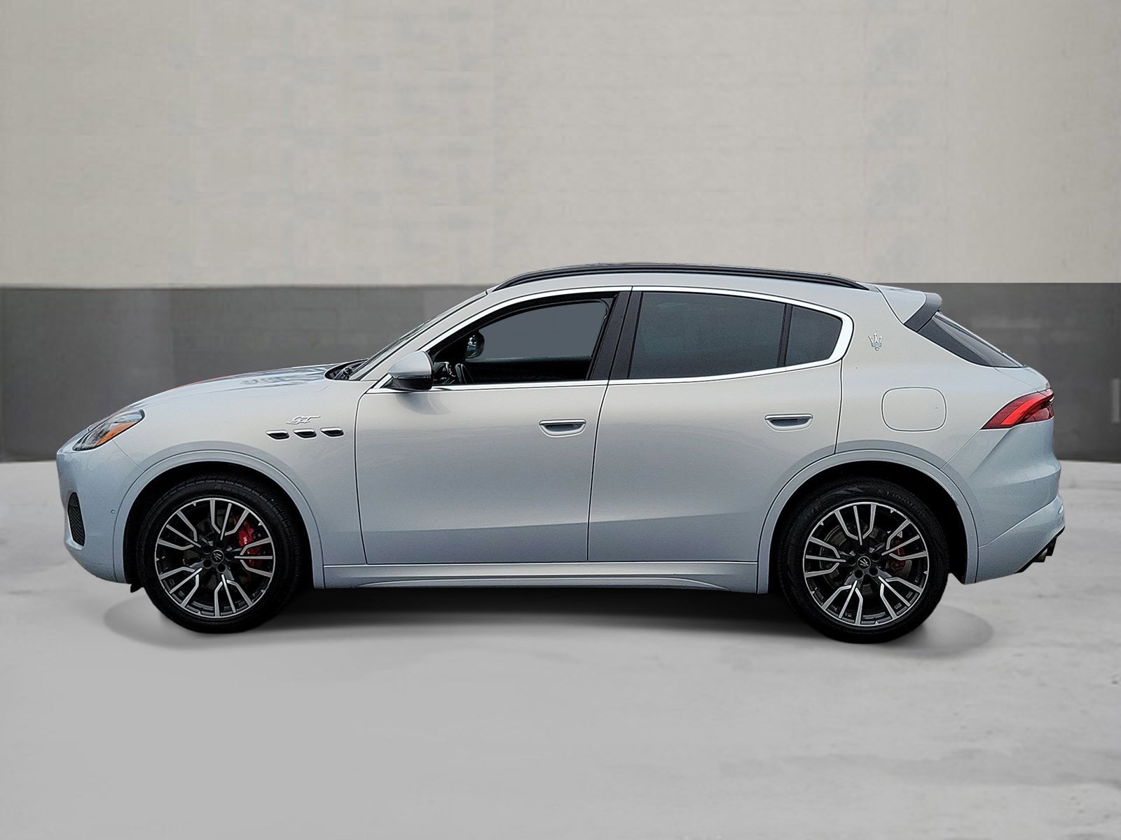 Used 2023 Bianco Astro Metallic Maserati GT image 3