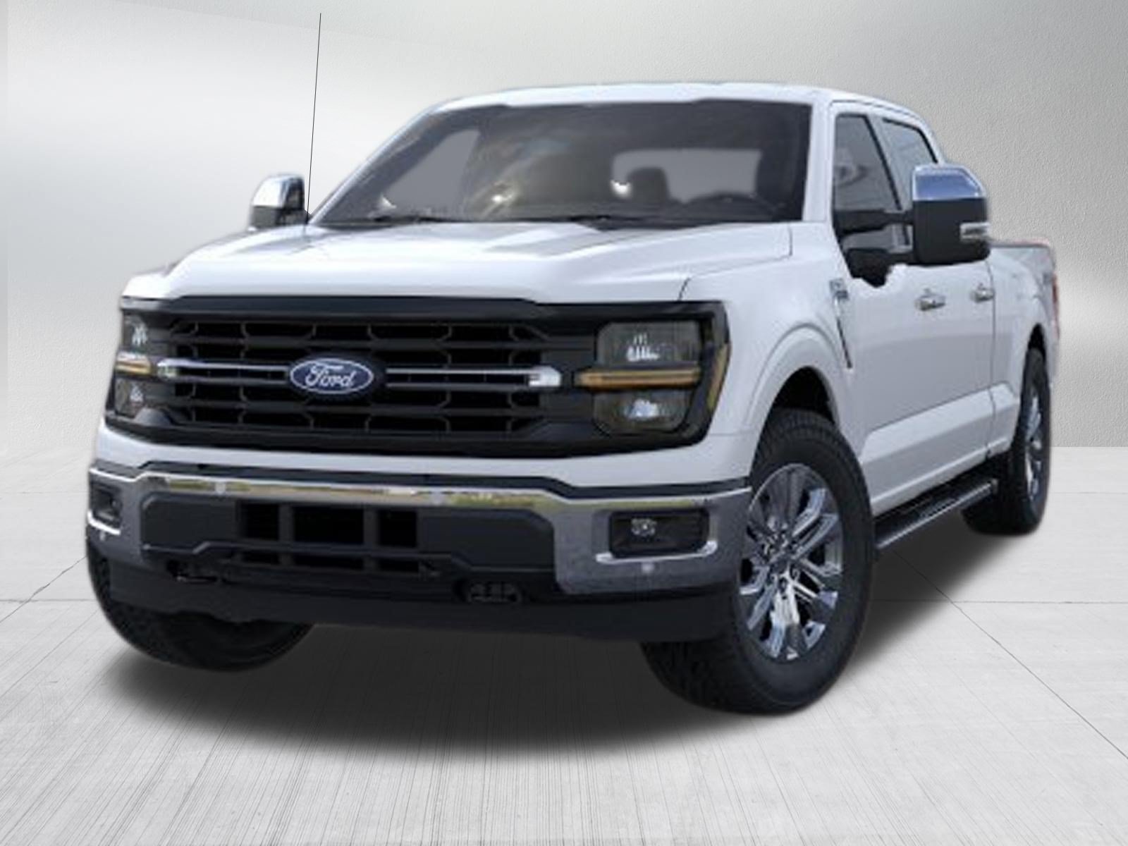 New 2026 Oxford White Ford XLT image 3