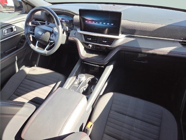Used 2025 Black Metallic Ford  image 30