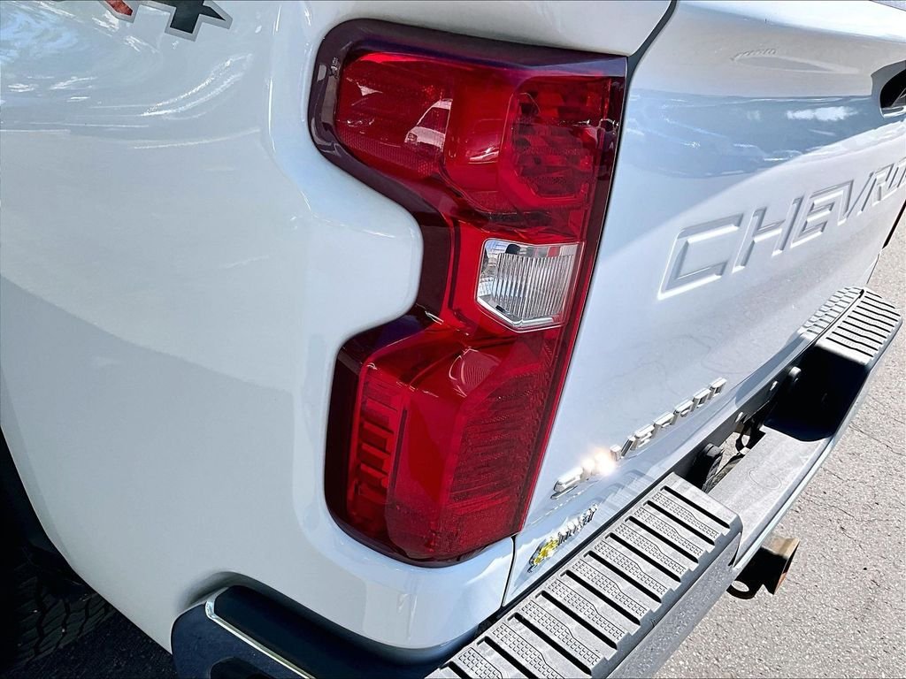 Used 2020 Summit White Chevrolet Work Truck image 32