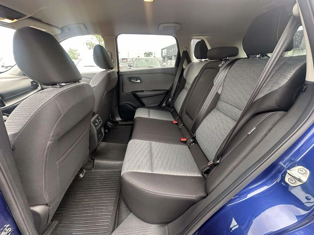 Used 2021 Blue Nissan SV image 21