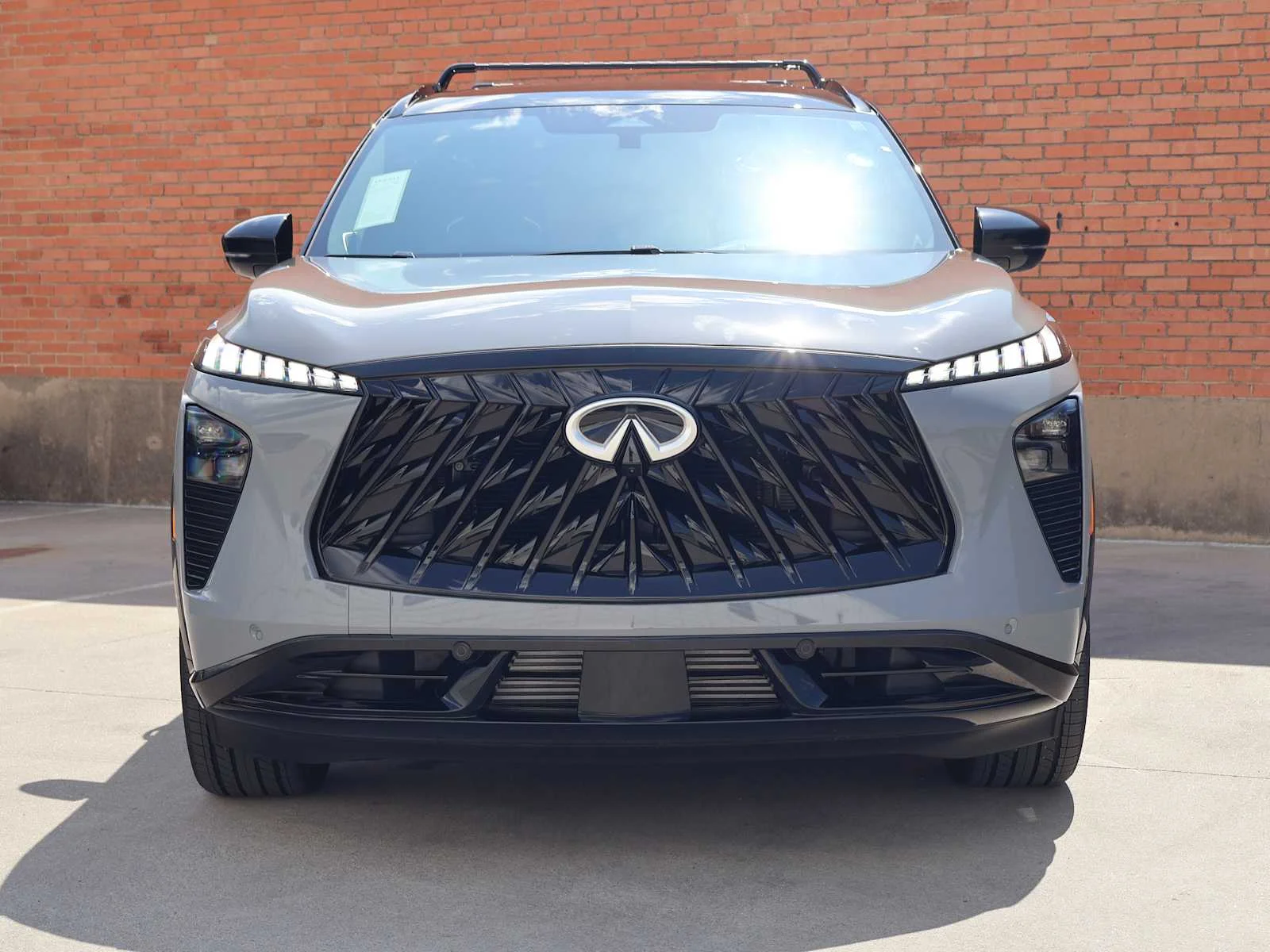 New 2027 2T HRBR GRAY INFINITI Autograph AWD image 2