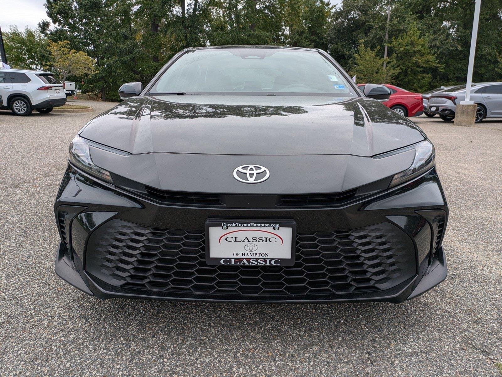 Certified Used 2025  Toyota SE image 9