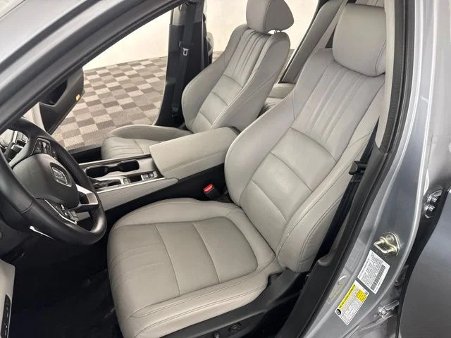 Used 2018  Honda Touring image 22