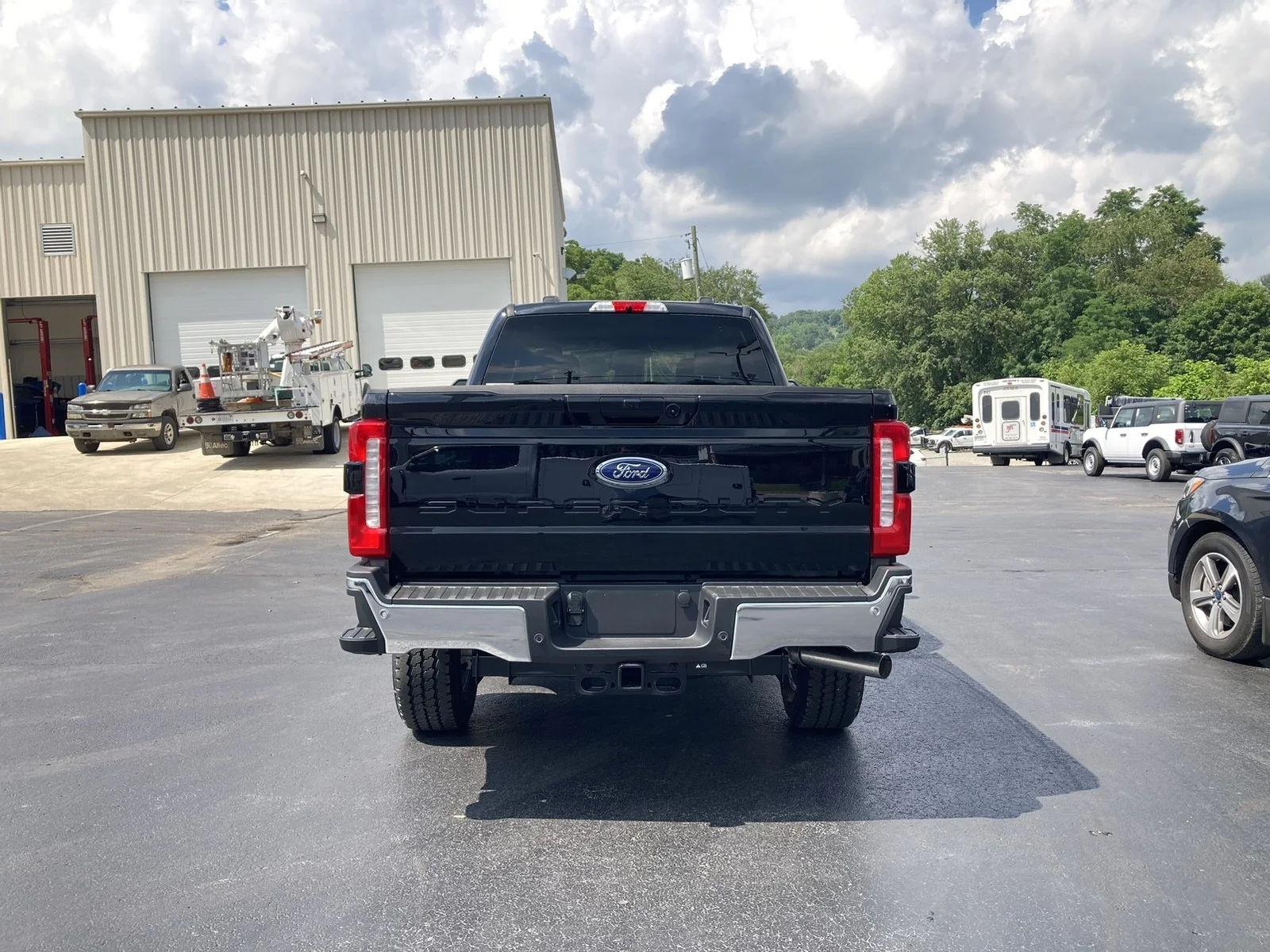 New 2026 Agate Black Metallic Ford F-250® XLT image 7