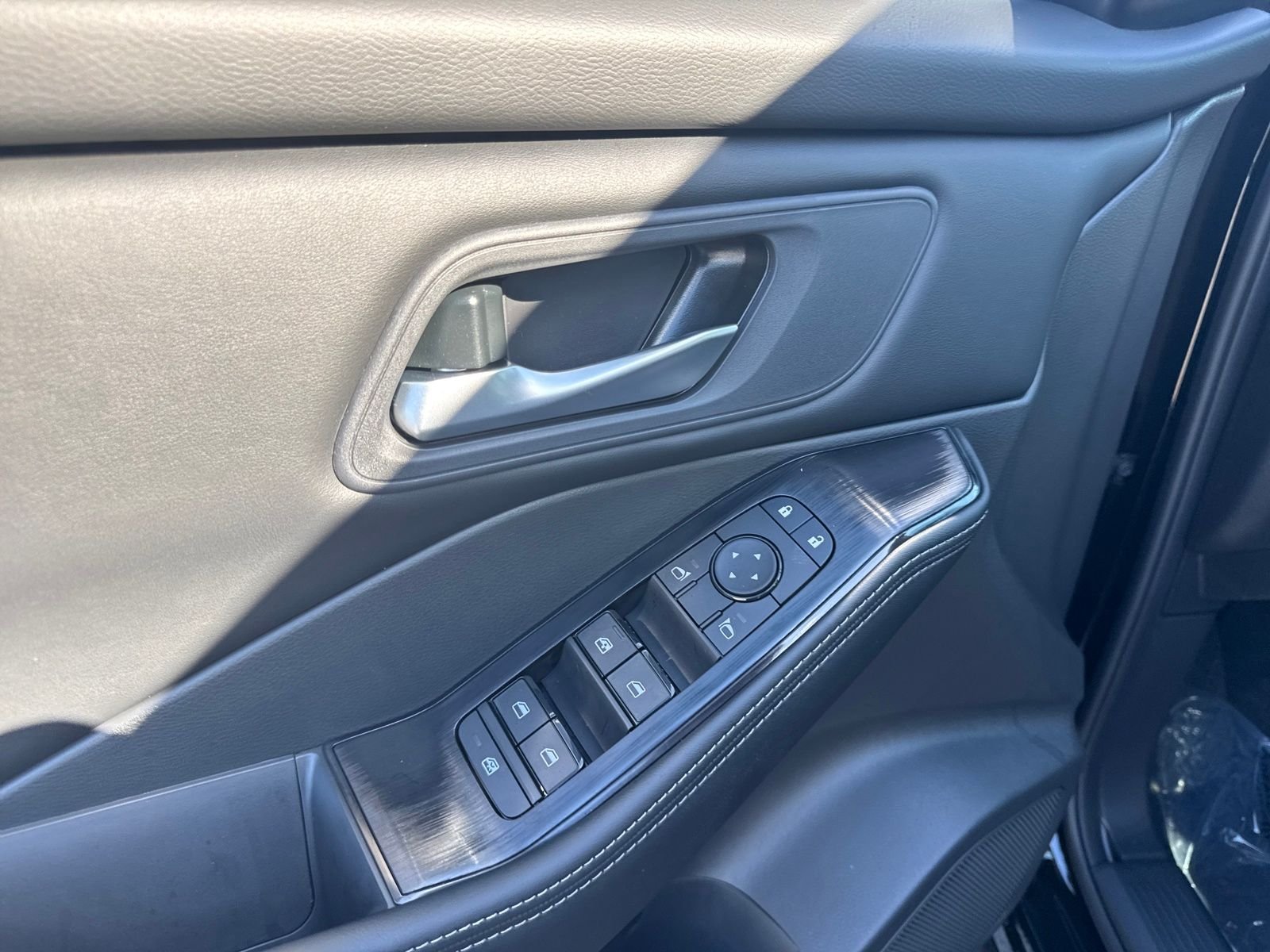 New 2026 Nissan Rogue SV 4D Sport Utility