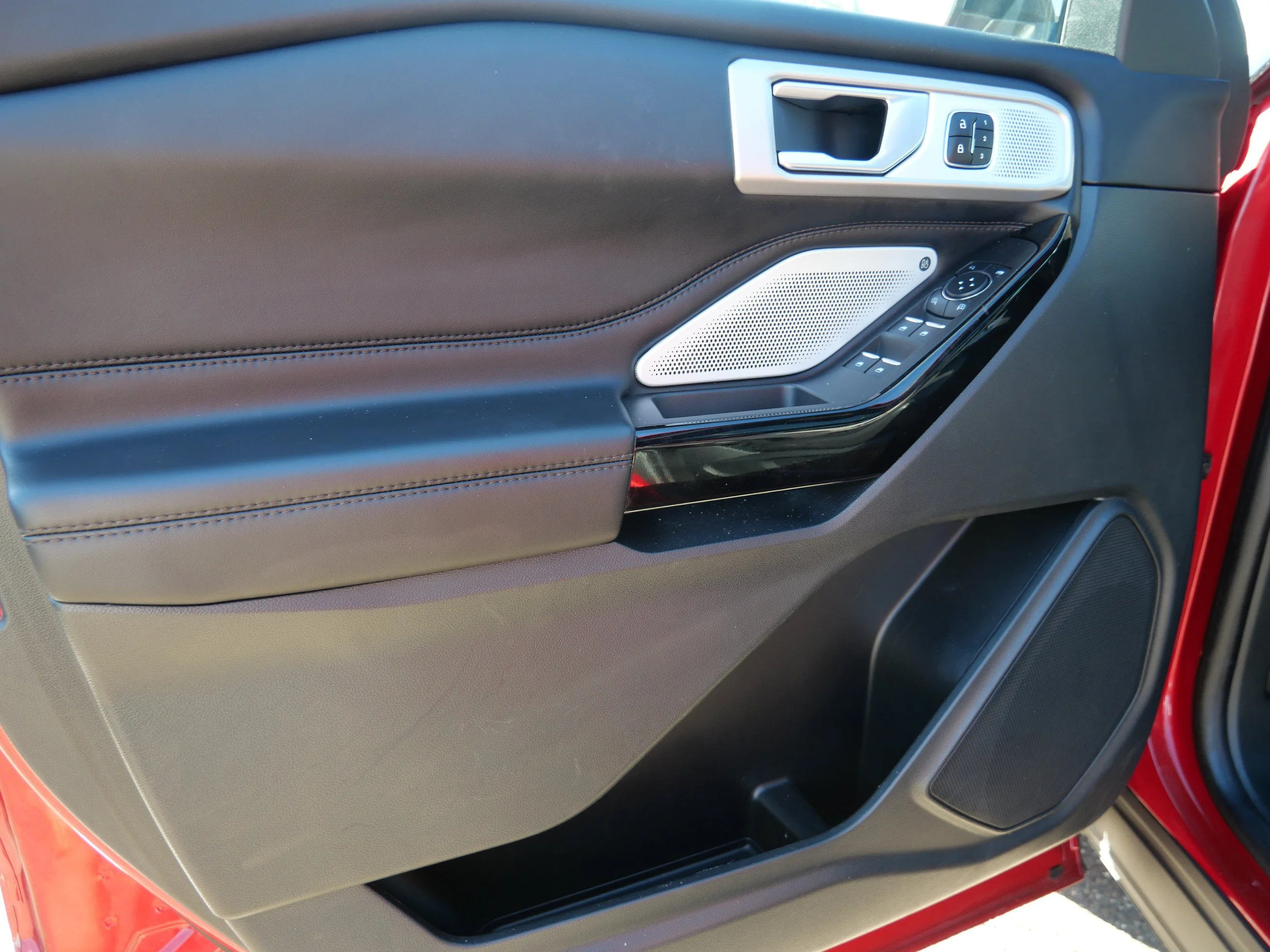 Certified Used 2023 Rapid Red Metallic Tinted Clearcoat Ford Platinum image 11