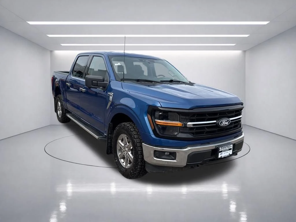 Used 2024 Atlas Blue Metallic Ford XLT image 9