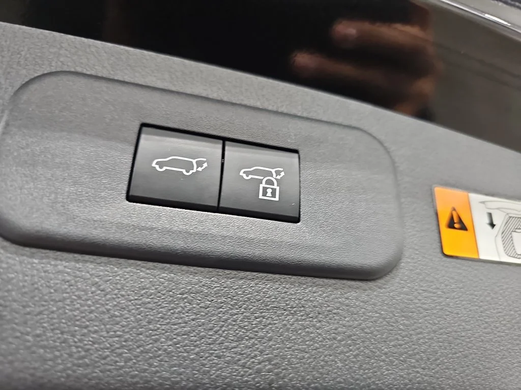 Used 2025 Black Lexus 250 Premium image 16