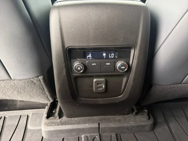 Used 2023 (Includes Satin Nickel lower exterior accent color.) Buick Essence image 36