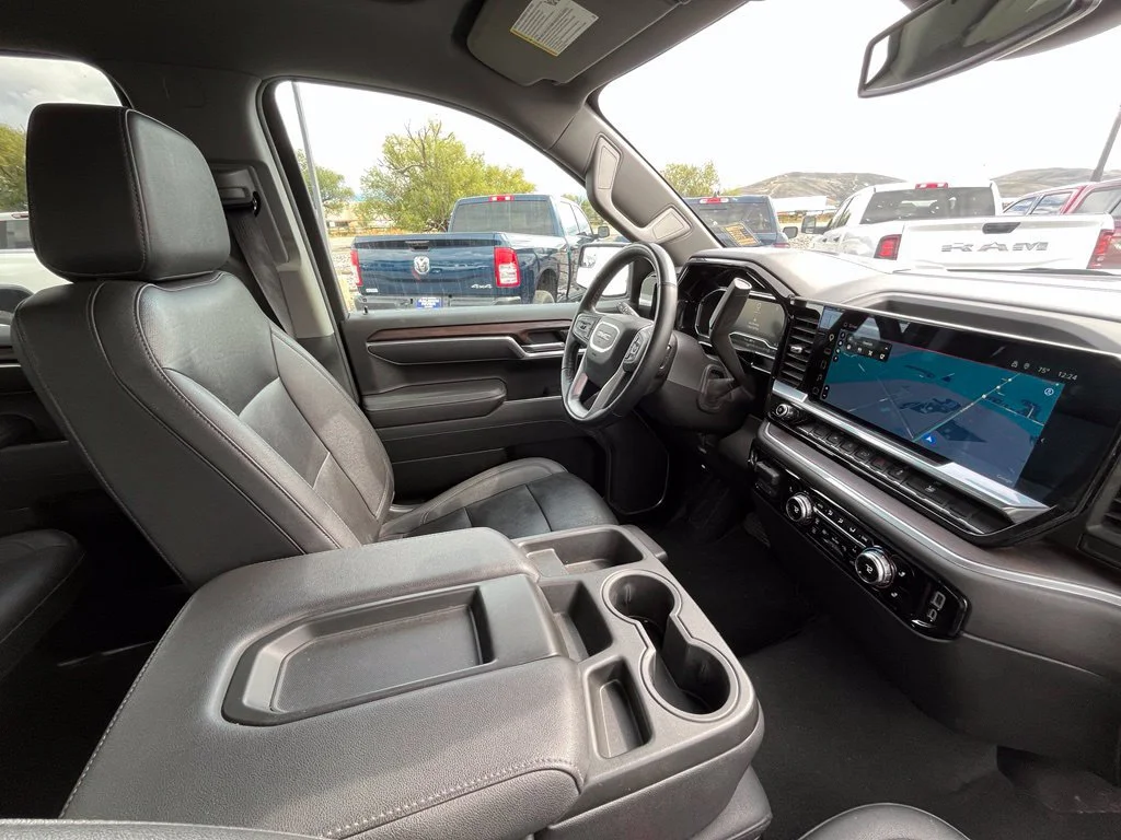 Used 2025 Sterling Metallic GMC SLT image 21