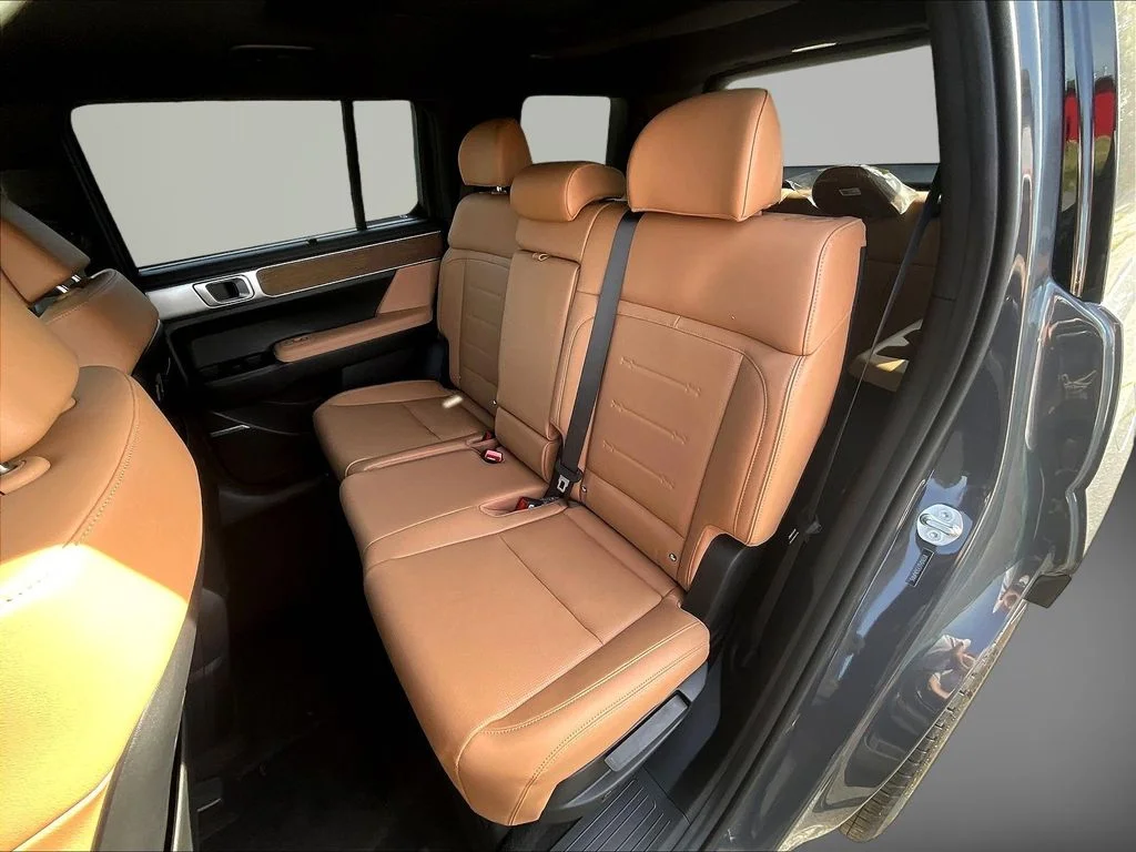 New 2026 Gray Hyundai Limited image 27