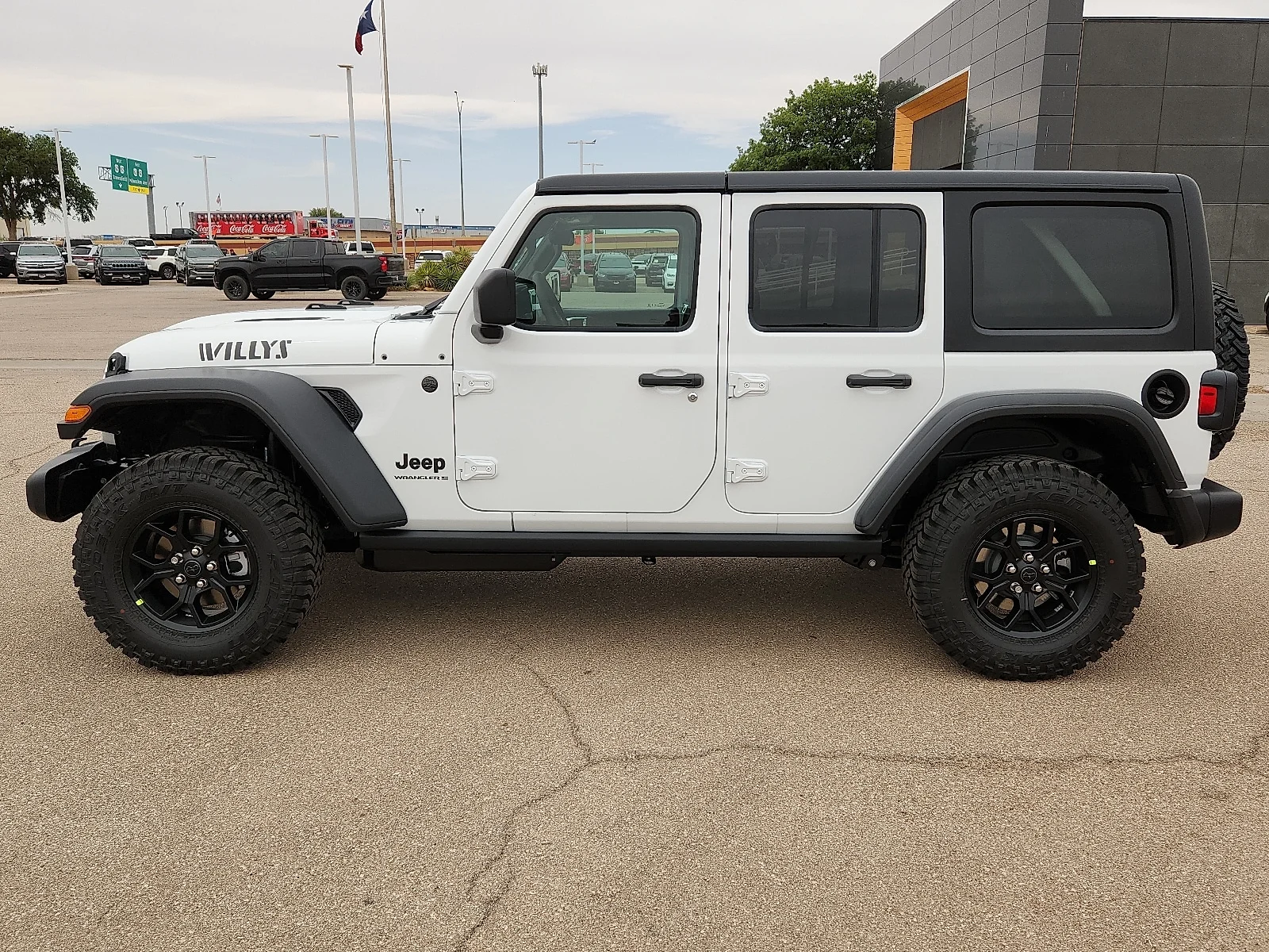 New 2026 Bright White Clear-Coat  Paint Jeep 4-DOOR WILLYS image 2