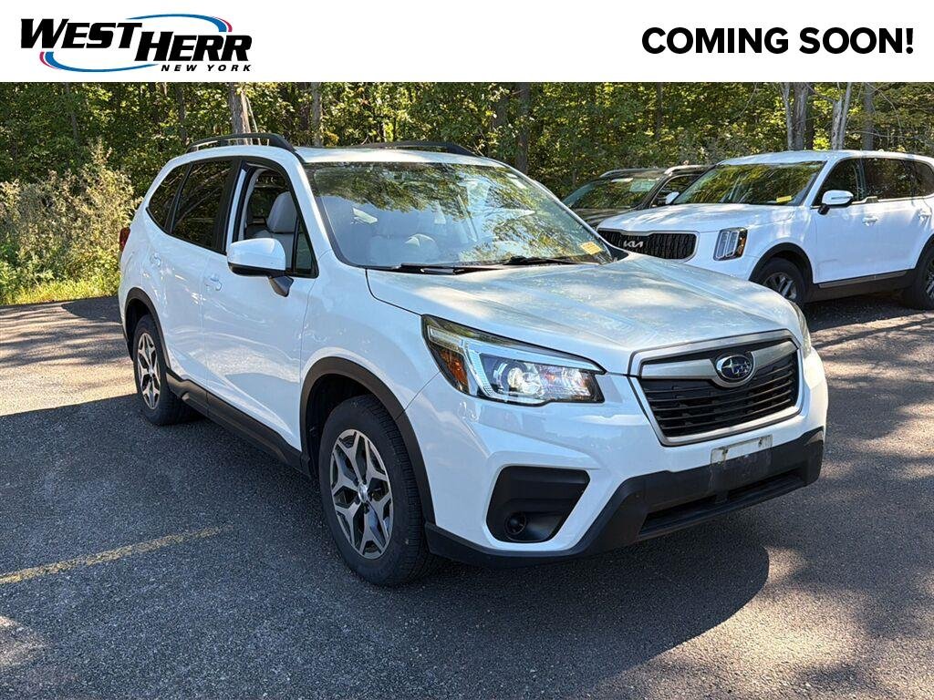 Used 2020 Crystal White Pearl Subaru Premium image 1
