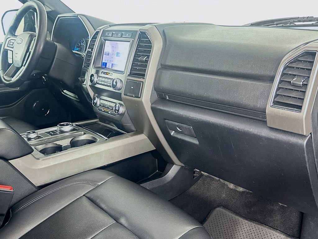 Used 2020 Black Ford XLT image 28