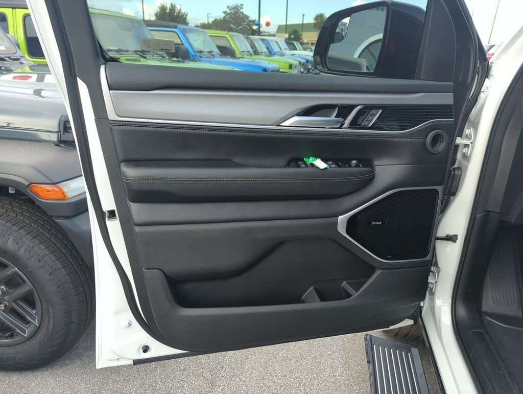 New 2026 Bright White Clearcoat Jeep Limited Reserve image 18