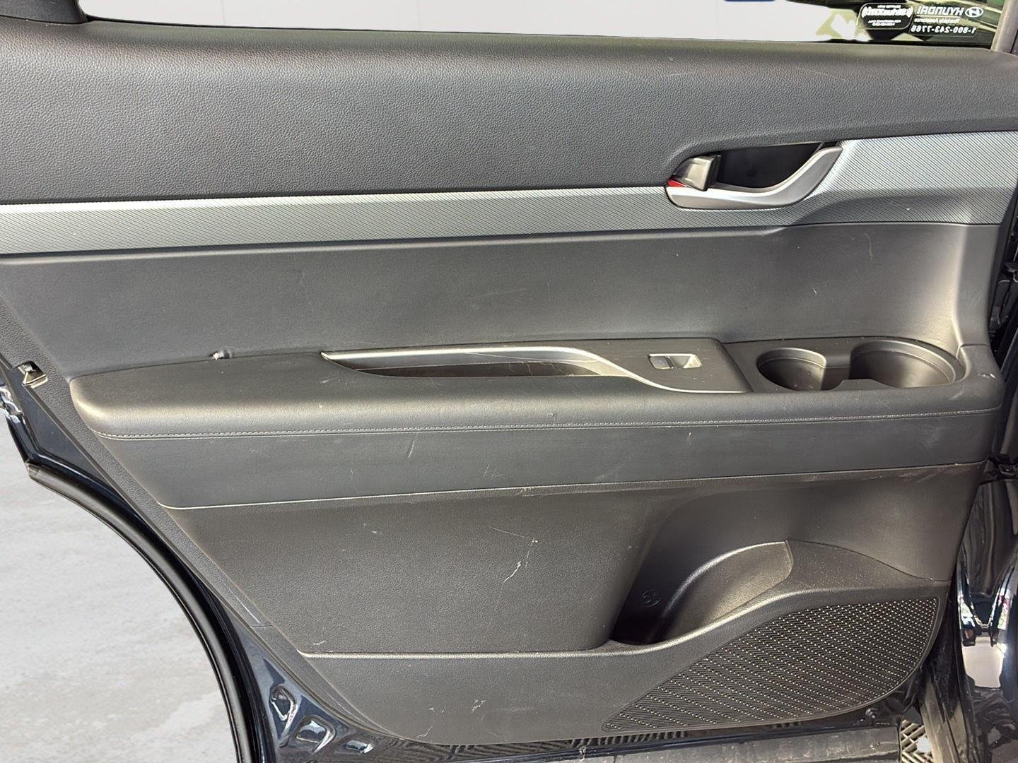 Used 2025 Moonlight Cloud Hyundai SEL image 23