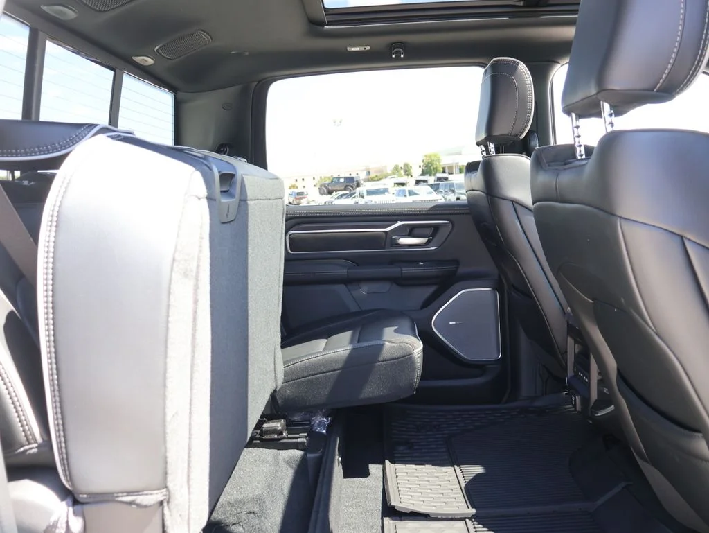 New 2026 Bright White Clear-Coat Exterior Paint RAM Laramie image 11