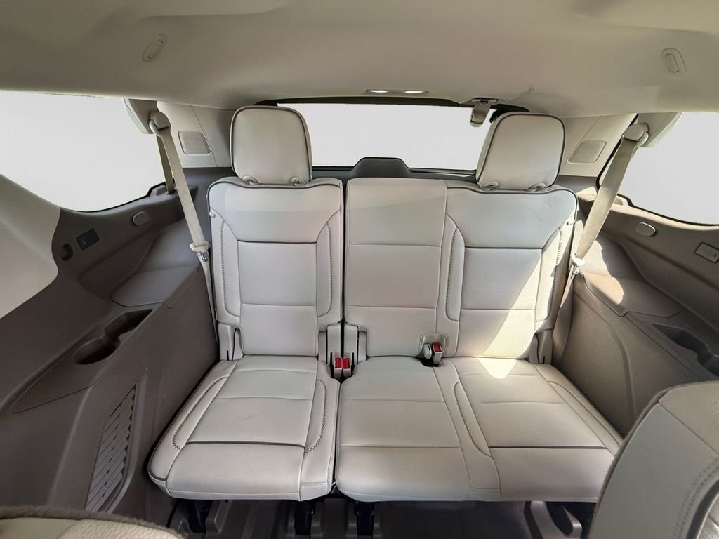 Used 2024 White GMC Denali image 18