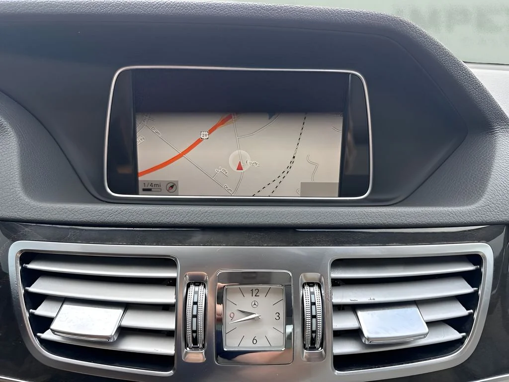 Used 2014  Mercedes-Benz E 250 image 24