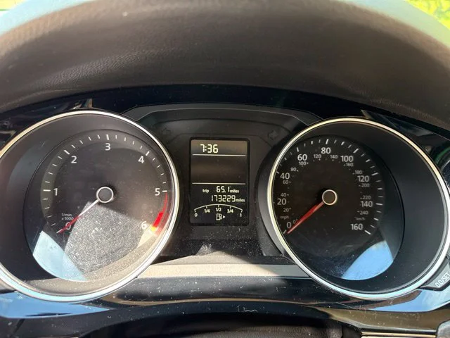 Used 2015 Black Volkswagen 2.0L TDI SEL image 19