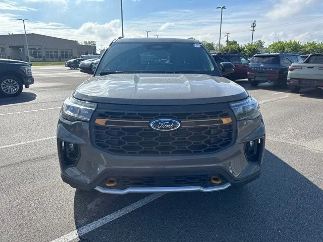 New 2026 Marsh Gray Ford Tremor® image 11