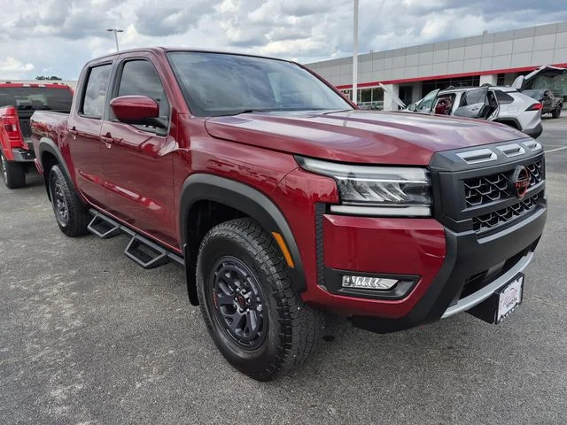 2025 Nissan Frontier PRO-4X Crew Cab 4X4's photo
