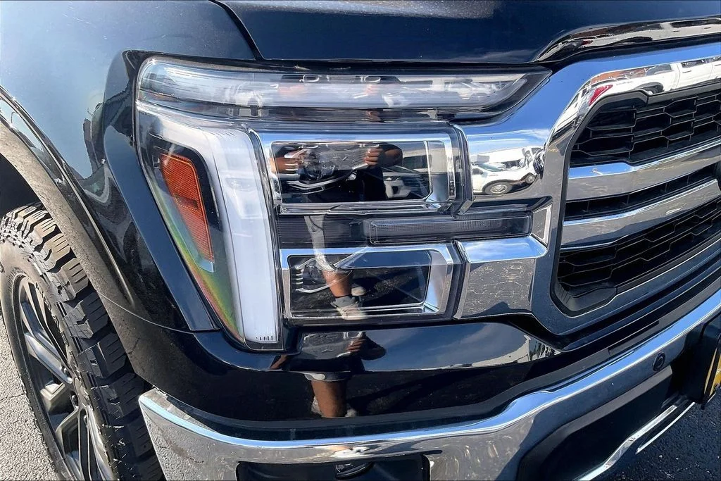 Certified Used 2026 Black Metallic Ford Lariat image 28