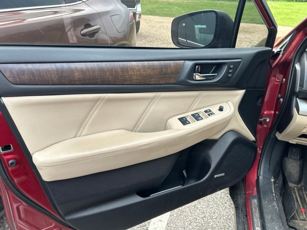 Used 2018 Red Subaru 2.5i image 6