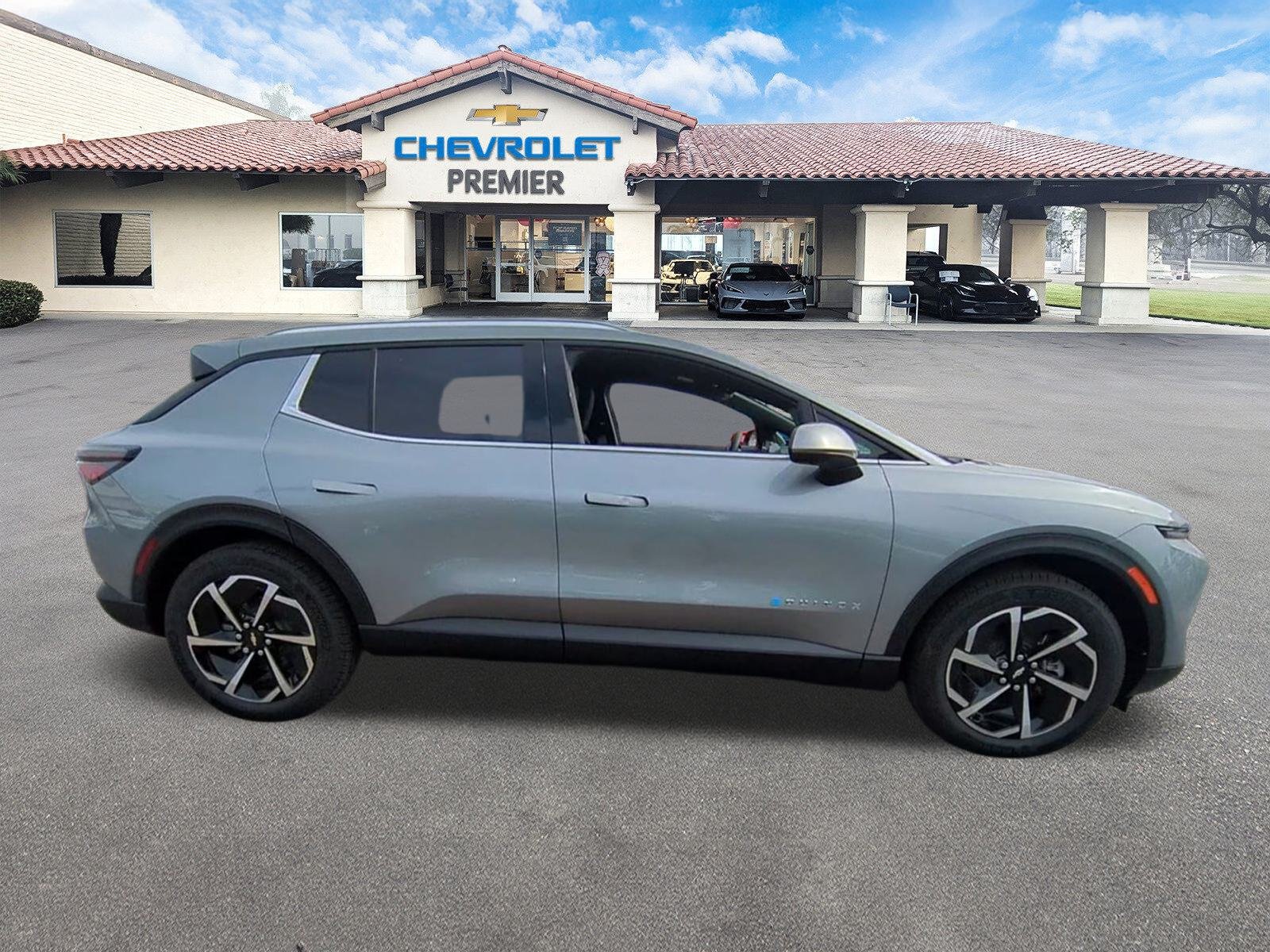 2026 Chevrolet Equinox EV 2LT - Photo 9