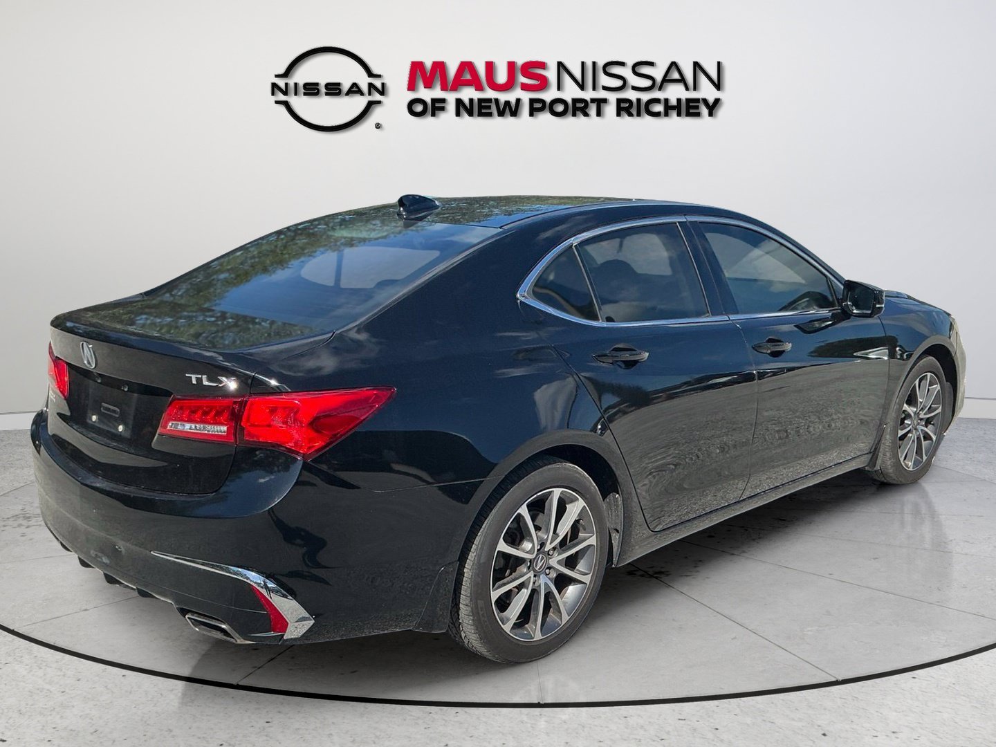 Used 2018 Black Acura 3.5L V6 image 8