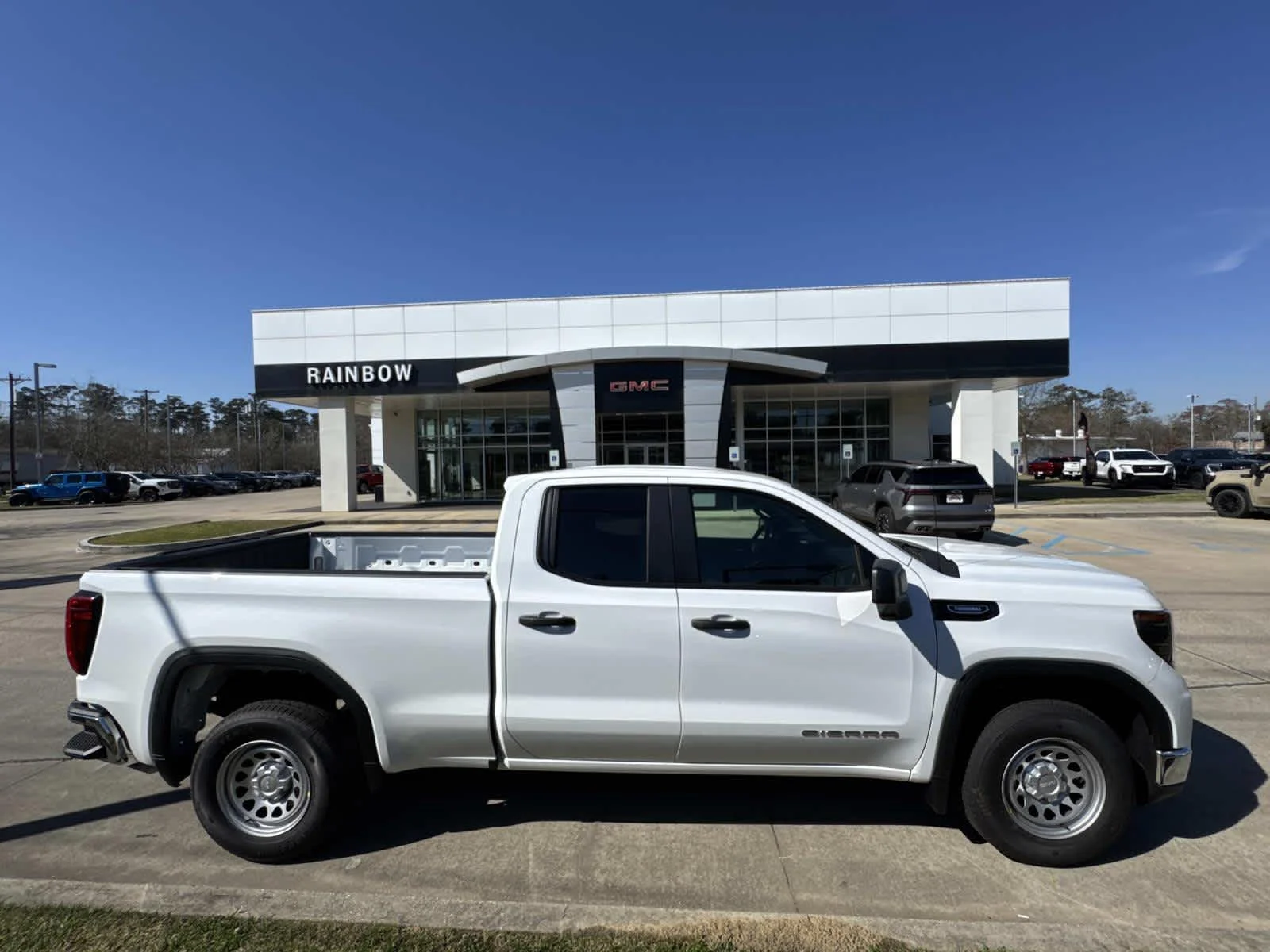 2026 GMC Sierra 2WD Double Cab Standard Box Pro's photo