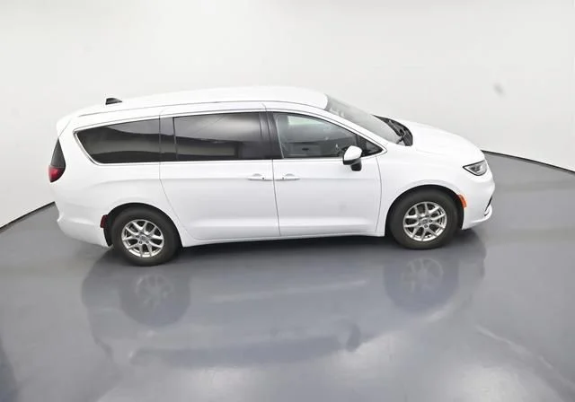 Used 2023 White Chrysler Touring L image 23