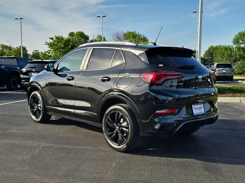 2024 Buick Encore GX Sport Touring - Photo 10