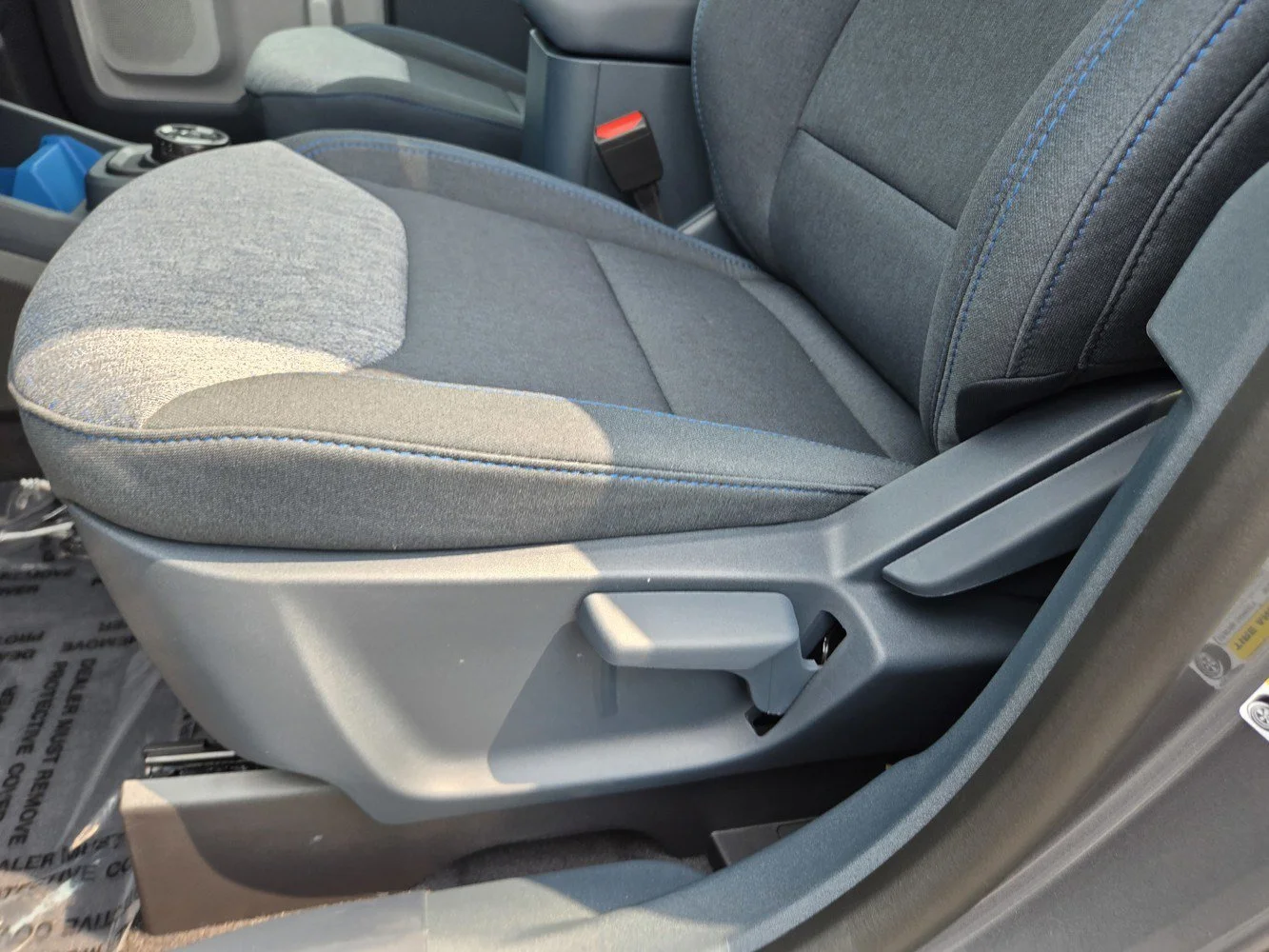 New 2026 Carbonized Gray Metallic Ford XLT image 17
