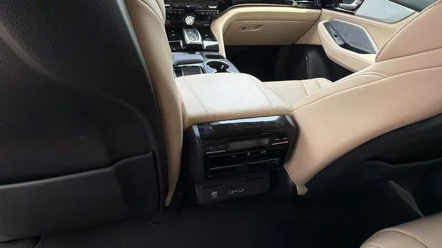 Used 2023 White Acura Technology image 19