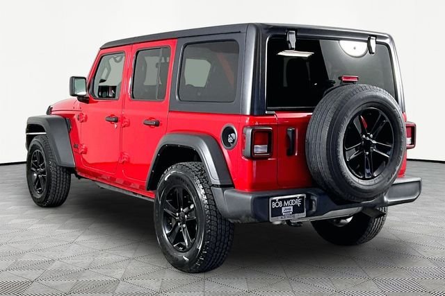 Used 2022 Red Jeep Unlimited Sport Altitude image 4