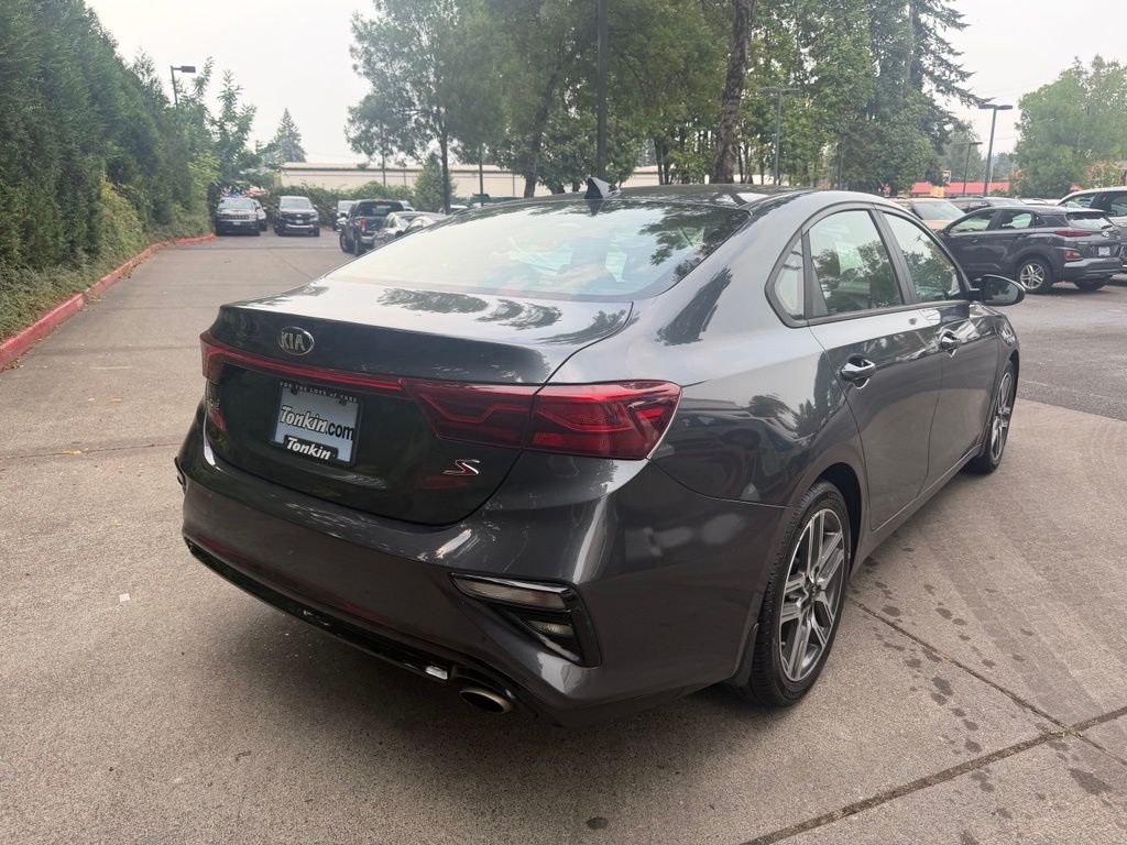 Used 2019 Gravity Gray Kia S image 4
