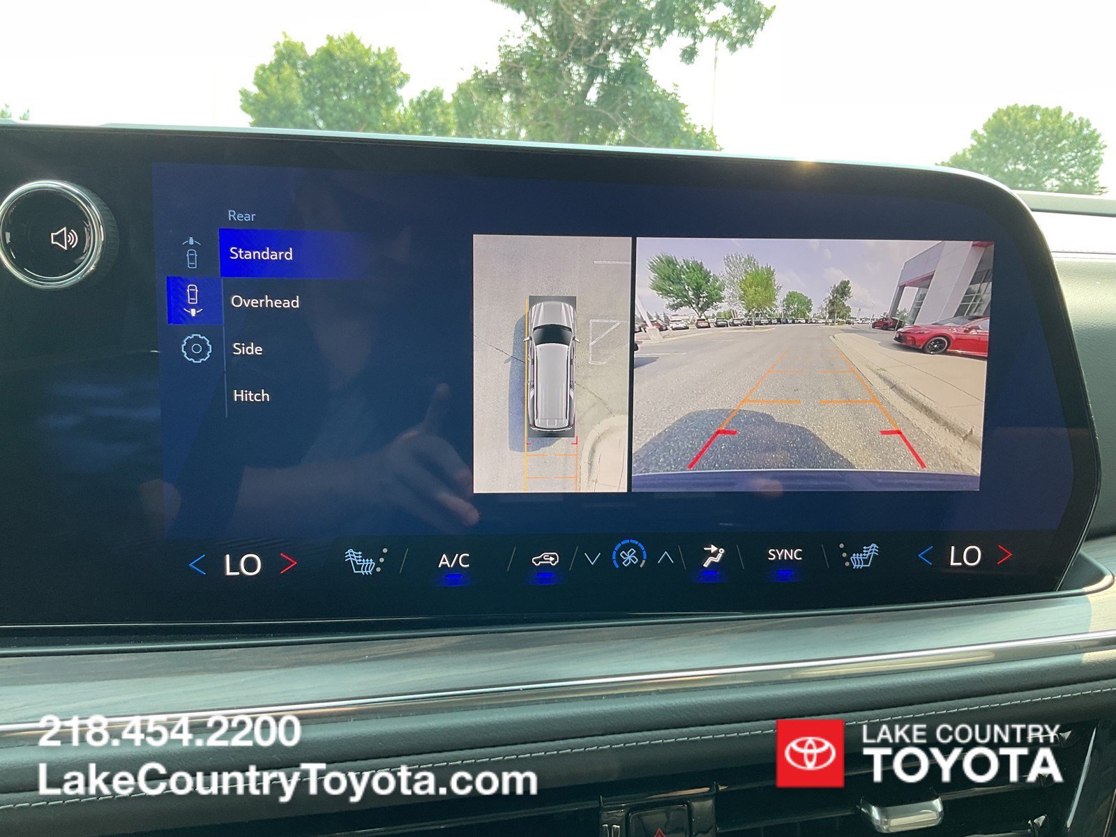 Used 2025 Gray Chevrolet Z71 image 31