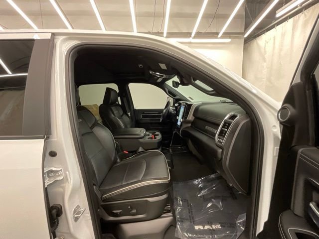 Used 2022 White Ram Laramie image 24